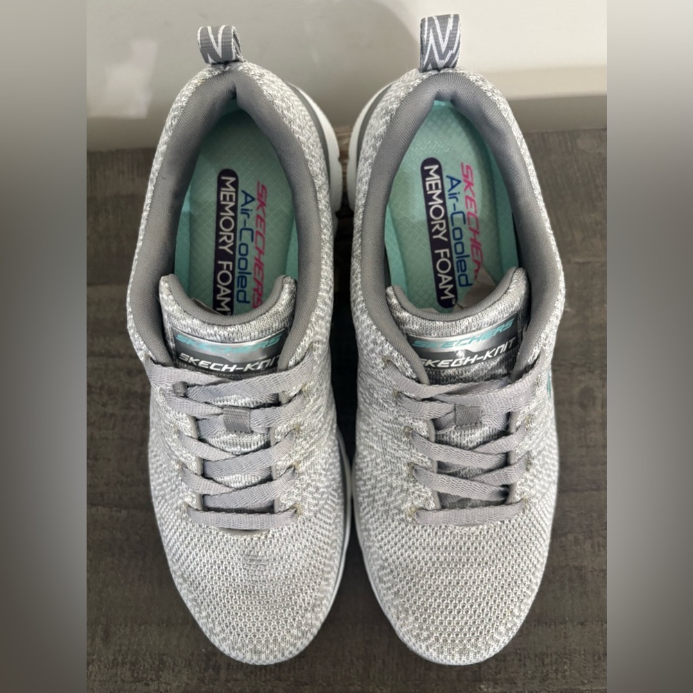 Skechers Air Cooled Memory Foam Sneakers, Wm’s Size 8.5, Gray, NWOB